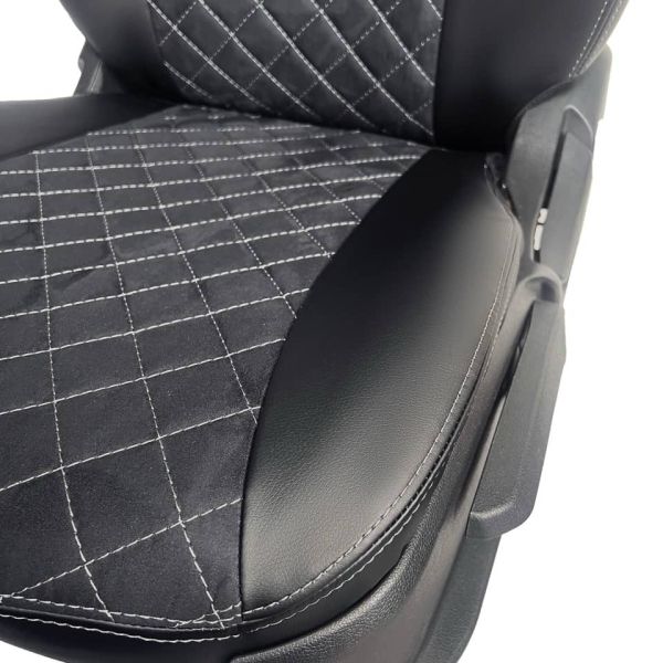 Чехлы Алькантара на Lada Vesta / Vesta SW Cross (2015+)