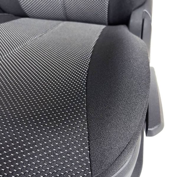 Чехлы из Жаккарда на Lada Vesta / Vesta SW Cross (2015+)