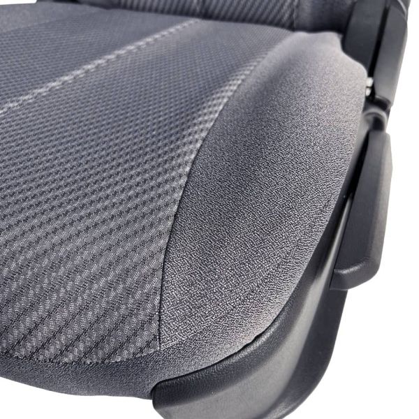 Чехлы из Жаккарда на Lada Vesta / Vesta SW Cross (2015+)